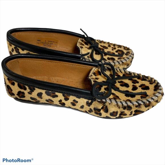 MINNETONKA Moccasins Womens Size 5 Leopard Spot Calf Hair Moc NEW 5 - Picture 1 of 10